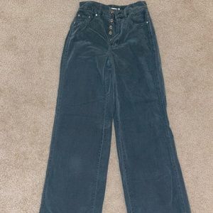 pacsun straight leg/flair baggy green jeans!